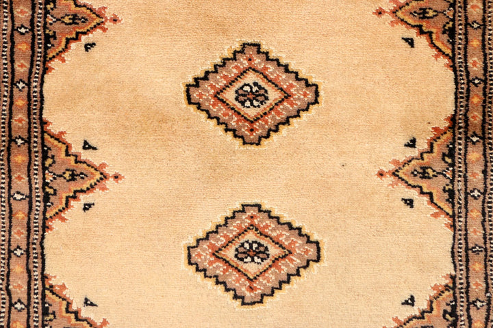 Navajo White Jaldar 2' 6 x 13' 4 - No. 39057 - ALRUG Rug Store