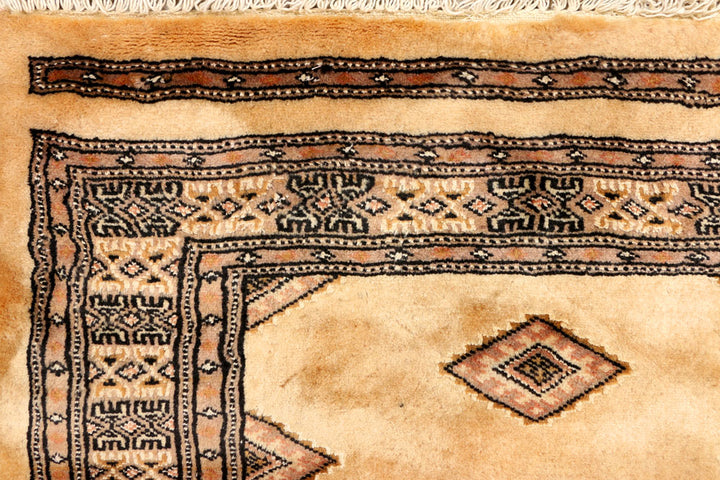Navajo White Jaldar 2' 7 x 13' - No. 39059 - ALRUG Rug Store