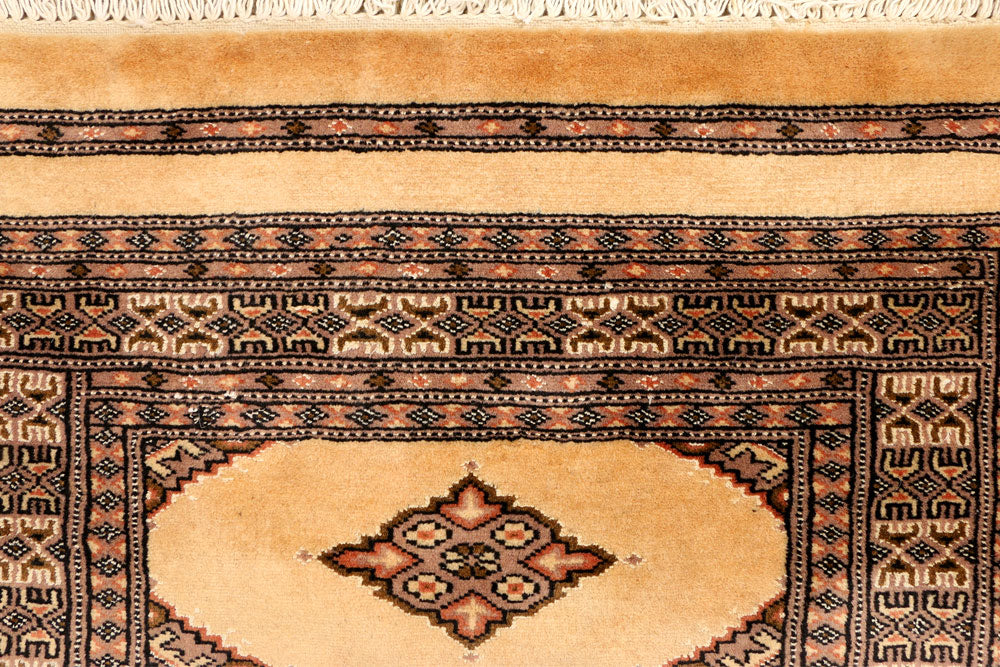 Navajo White Jaldar 2' 6 x 13' 10 - No. 39061 - ALRUG Rug Store