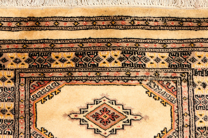 Navajo White Jaldar 2' 6 x 13' 4 - No. 39066 - ALRUG Rug Store