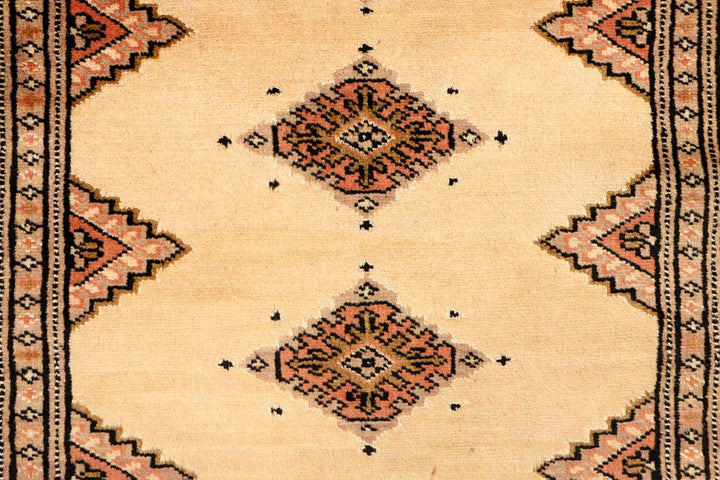 Navajo White Jaldar 2' 7 x 14' 2 - No. 39068 - ALRUG Rug Store