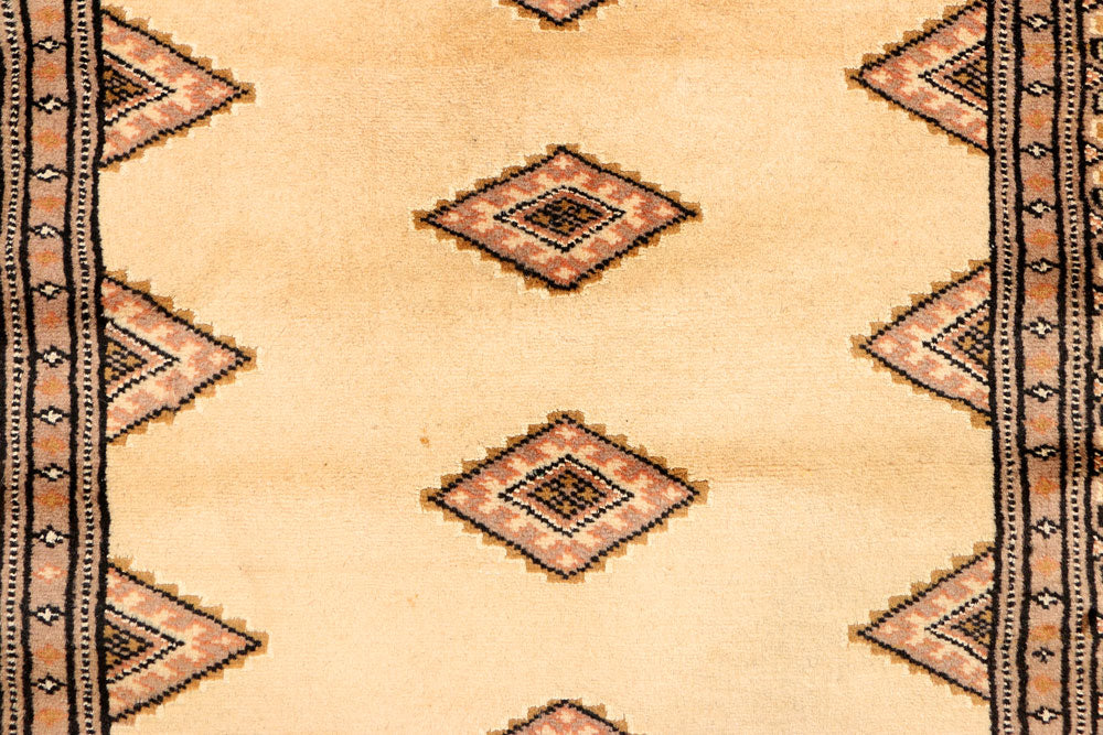 Navajo White Jaldar 2' 7 x 13' 1 - No. 39071 - ALRUG Rug Store