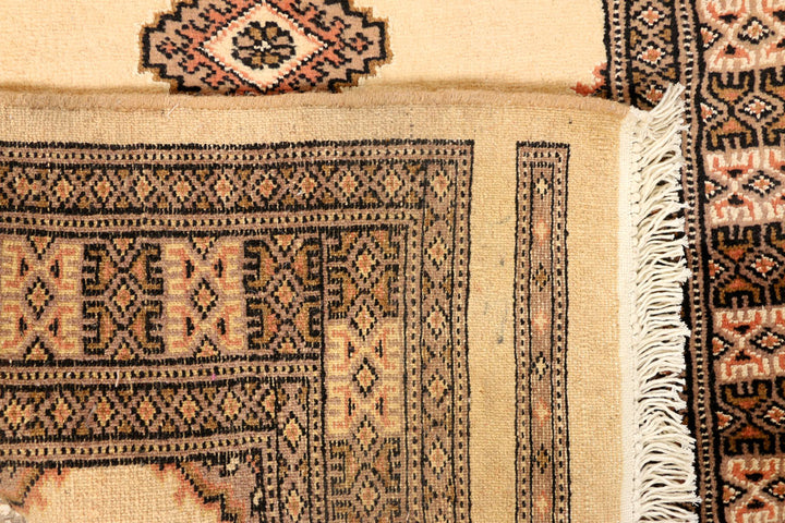 Navajo White Jaldar 2' 6 x 14' - No. 39073 - ALRUG Rug Store