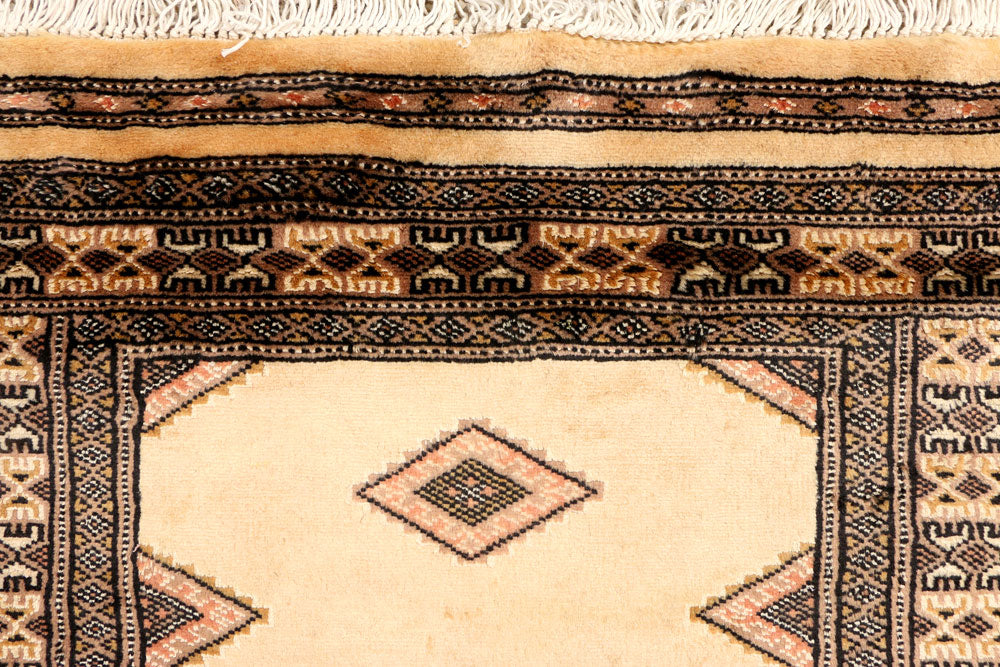 Navajo White Jaldar 2' 7 x 14' - No. 39076 - ALRUG Rug Store