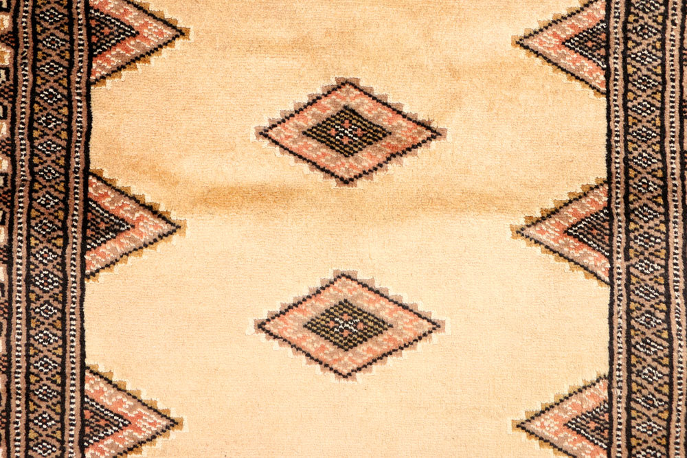 Navajo White Jaldar 2' 7 x 14' - No. 39076 - ALRUG Rug Store
