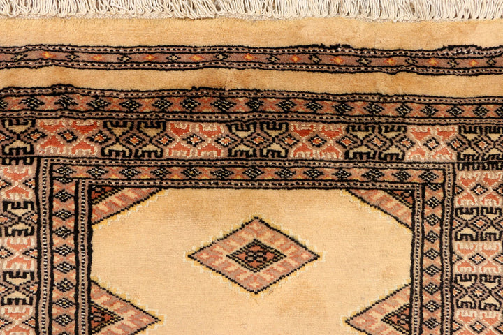 Navajo White Jaldar 2' 7 x 13' 5 - No. 39078 - ALRUG Rug Store