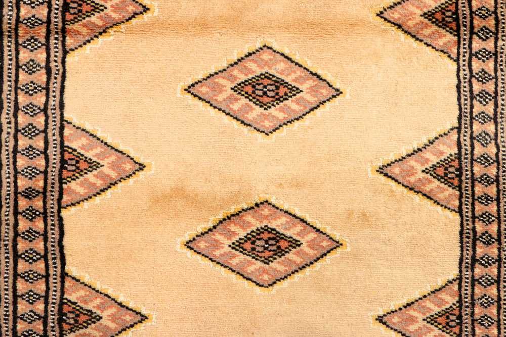 Navajo White Jaldar 2' 7 x 13' 5 - No. 39078 - ALRUG Rug Store