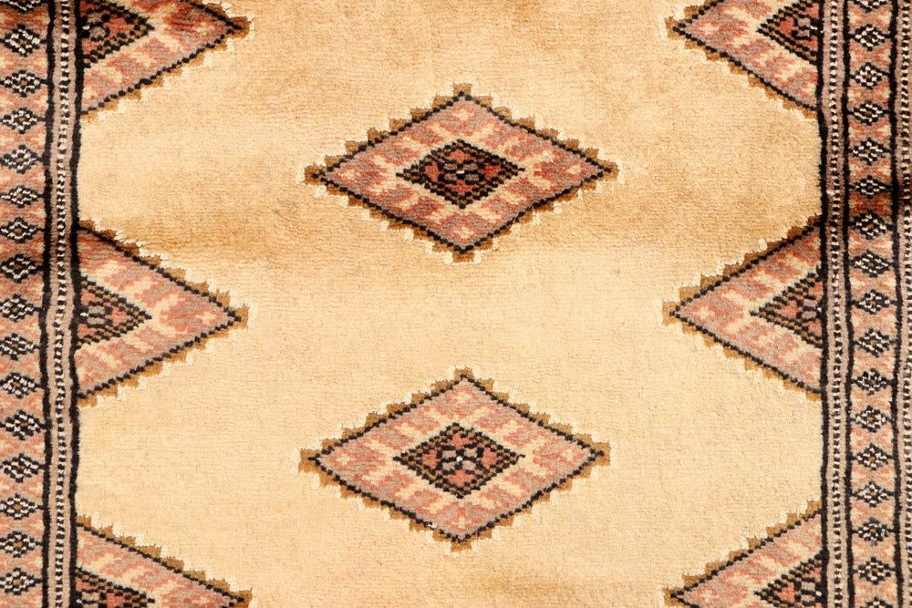 Navajo White Jaldar 2' 7 x 13' 5 - No. 39080 - ALRUG Rug Store