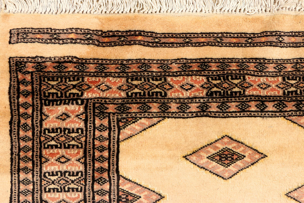 Navajo White Jaldar 2' 7 x 12' 10 - No. 39081 - ALRUG Rug Store