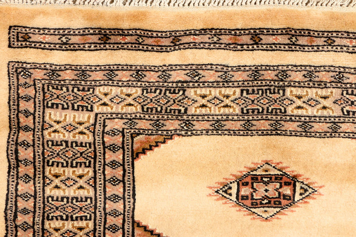 Navajo White Jaldar 2' 7 x 13' 9 - No. 39082 - ALRUG Rug Store