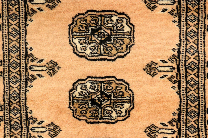 Navajo White Bokhara 2' 8 x 7' 7 - No. 39132 - ALRUG Rug Store