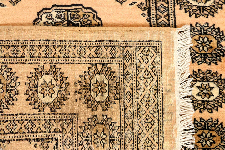 Navajo White Bokhara 2' 8 x 7' 7 - No. 39132 - ALRUG Rug Store