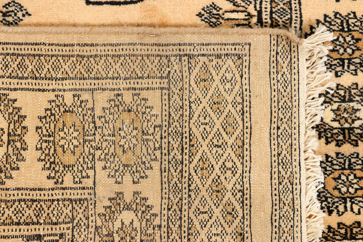 Navajo White Bokhara 2' 8 x 7' 7 - No. 39155 - ALRUG Rug Store