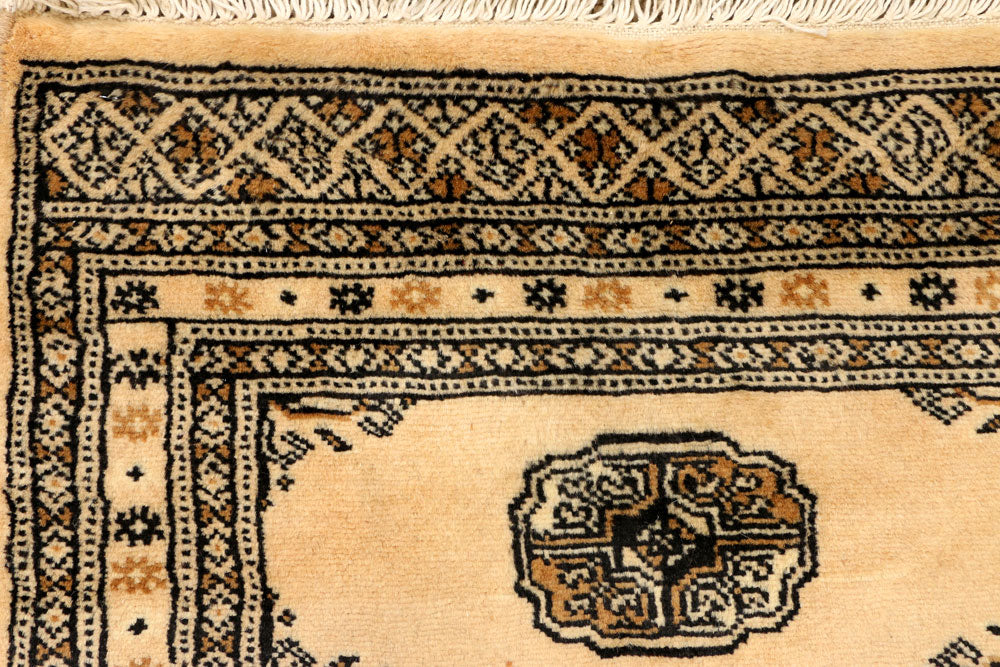 Wheat Bokhara 2' 4 x 8' 11 - No. 39159 - ALRUG Rug Store