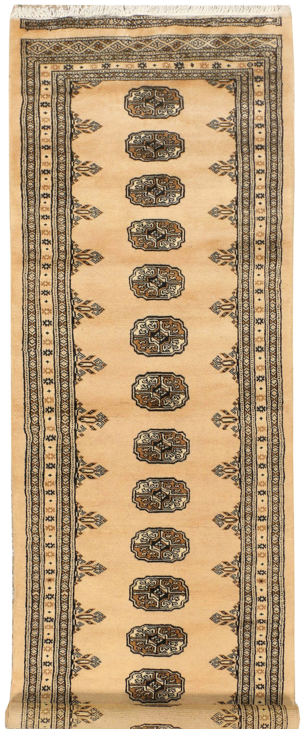 Navajo White Bokhara 2' 4 x 7' 5 - No. 39192 - ALRUG Rug Store