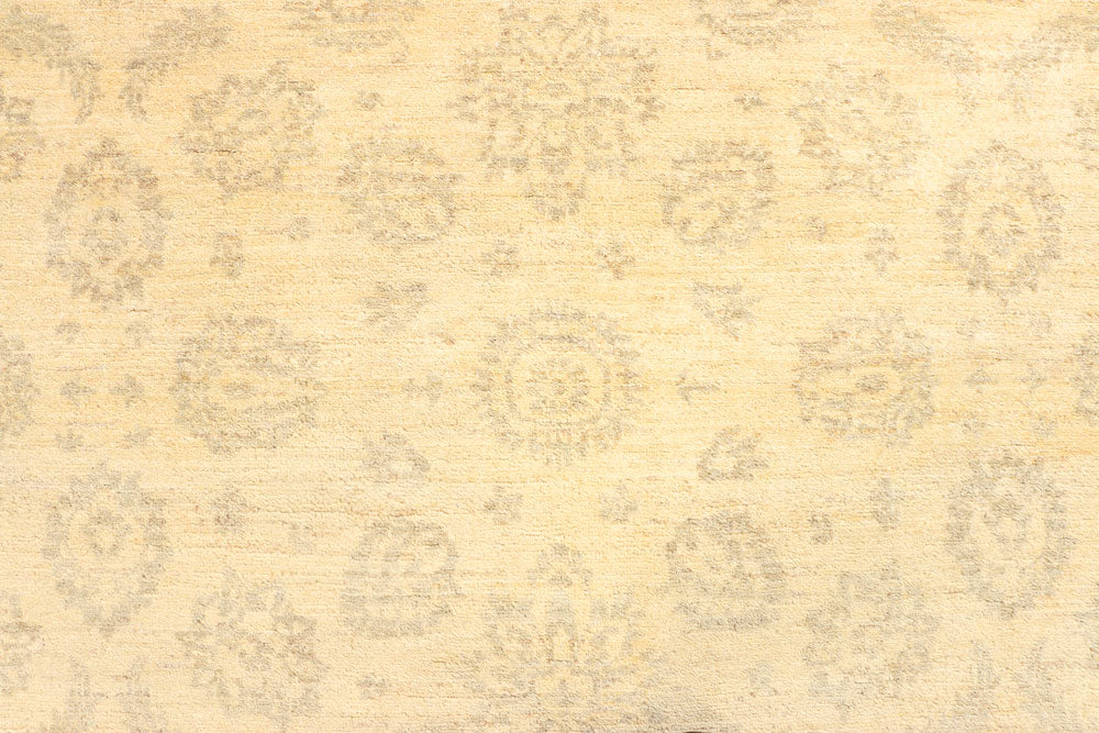 Navajo White Ziegler 4' 5 x 6' 6 - No. 39376 - ALRUG Rug Store
