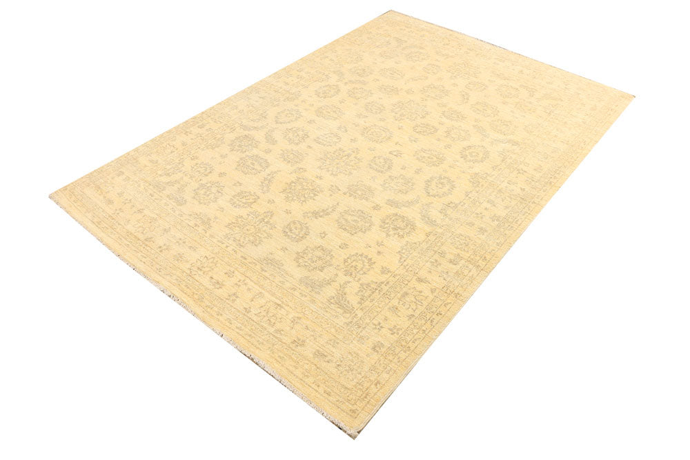 Navajo White Ziegler 4' 5 x 6' 6 - No. 39376 - ALRUG Rug Store