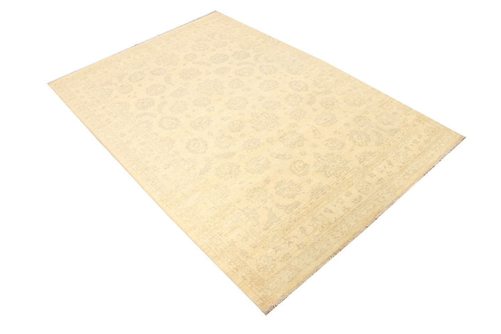 Navajo White Ziegler 4' 5 x 6' 6 - No. 39376 - ALRUG Rug Store