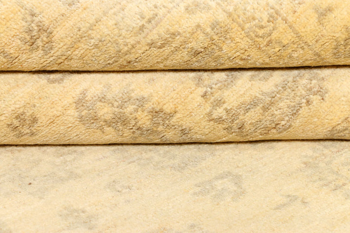 Navajo White Ziegler 4' 5 x 6' 6 - No. 39376 - ALRUG Rug Store