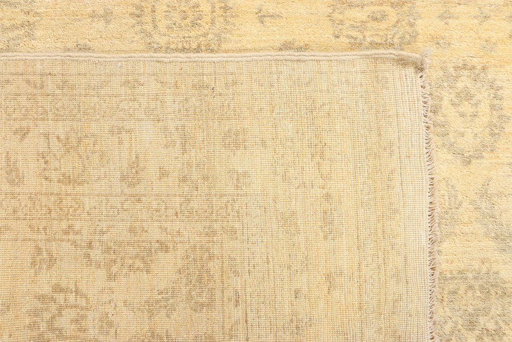 Navajo White Ziegler 4' 5 x 6' 6 - No. 39376 - ALRUG Rug Store