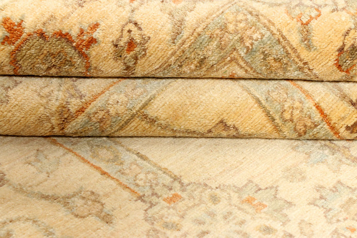 Navajo White Oushak 4' 7 x 6' 7 - No. 39400 - ALRUG Rug Store