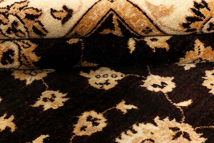 Saddle Brown Ziegler 4' 6 x 6' 8 - No. 39403 - ALRUG Rug Store