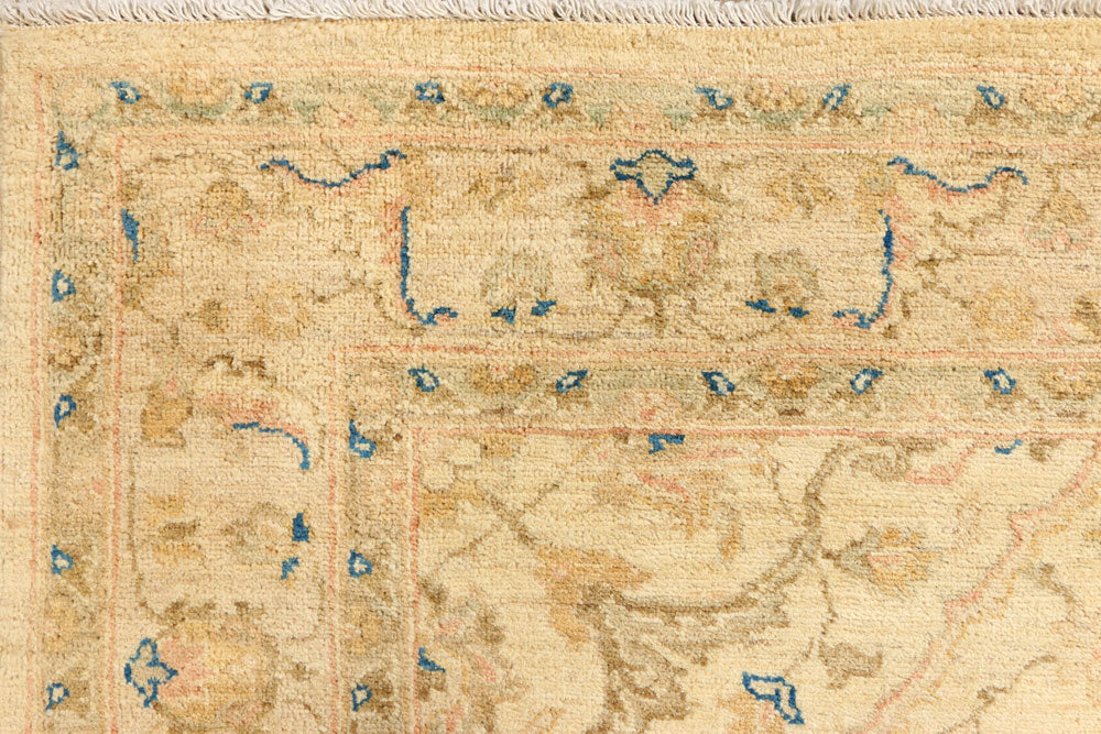 Navajo White Ziegler 4' 6 x 6' 8 - No. 39404 - ALRUG Rug Store