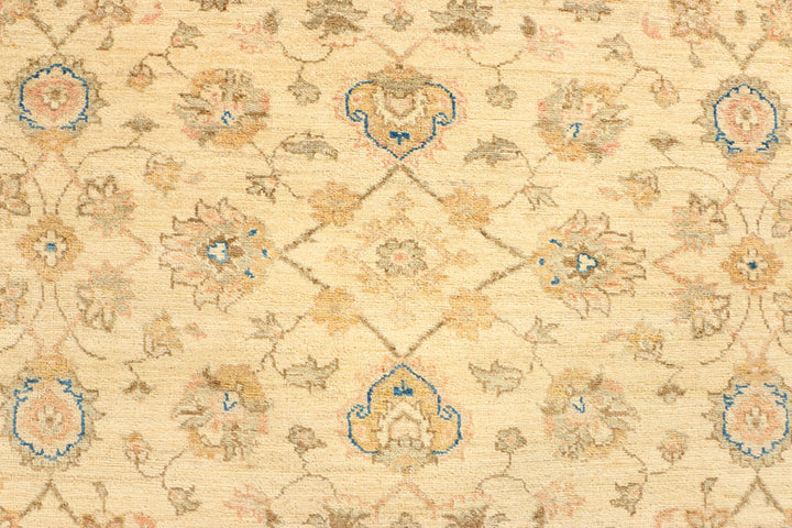 Navajo White Ziegler 4' 6 x 6' 8 - No. 39404 - ALRUG Rug Store