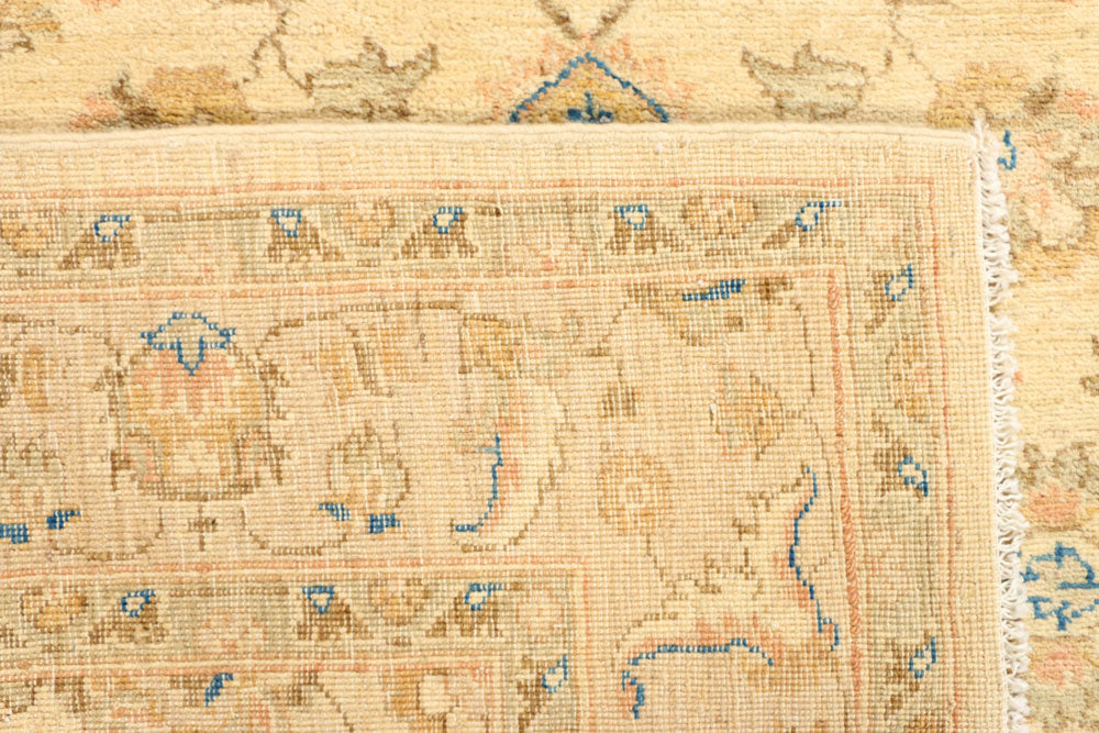 Navajo White Ziegler 4' 6 x 6' 8 - No. 39404 - ALRUG Rug Store