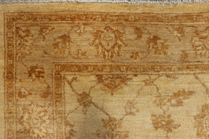 Navajo White Ziegler 4' 6 x 6' 8 - No. 39409 - ALRUG Rug Store