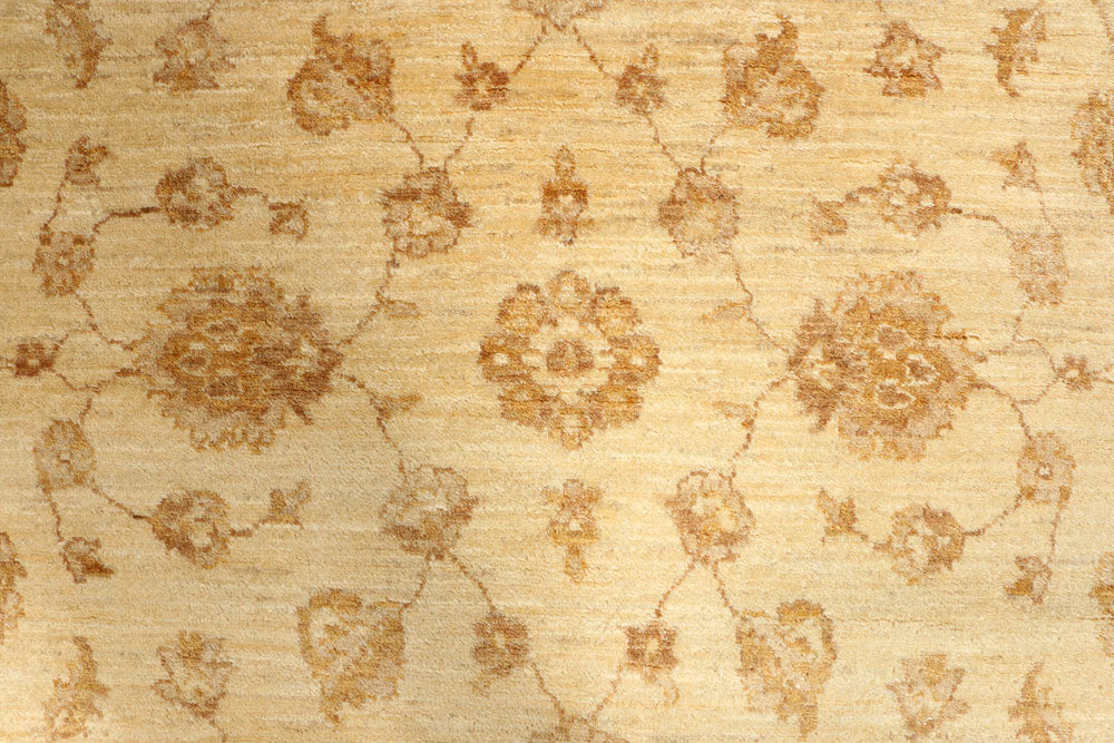 Navajo White Ziegler 4' 6 x 6' 8 - No. 39409 - ALRUG Rug Store