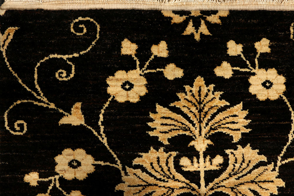 Saddle Brown Gabbeh 4' 7 x 6' 6 - No. 39418 - ALRUG Rug Store