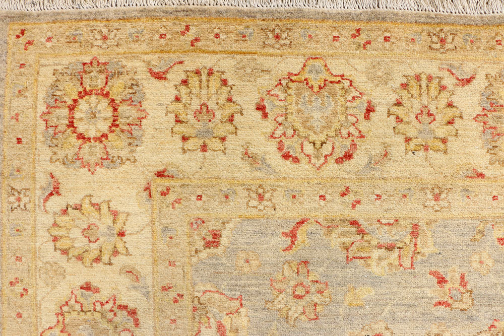 Silver Ziegler 5' 7 x 7' 9 - No. 39482 - ALRUG Rug Store