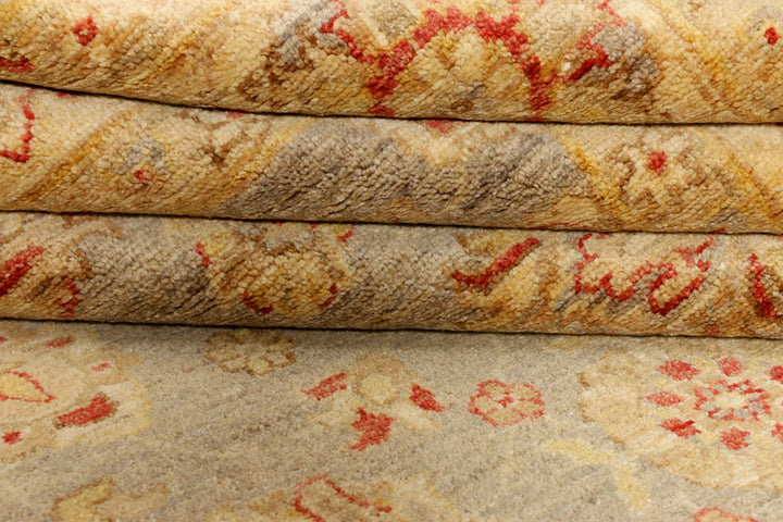 Silver Ziegler 5' 7 x 7' 9 - No. 39482 - ALRUG Rug Store