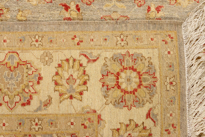 Silver Ziegler 5' 7 x 7' 9 - No. 39482 - ALRUG Rug Store