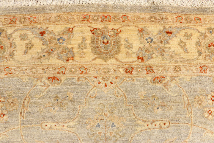 Silver Ziegler 5' 6 x 7' 8 - No. 39507 - ALRUG Rug Store