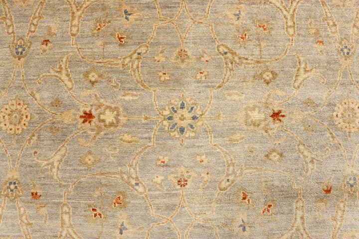 Silver Ziegler 5' 6 x 7' 8 - No. 39507 - ALRUG Rug Store