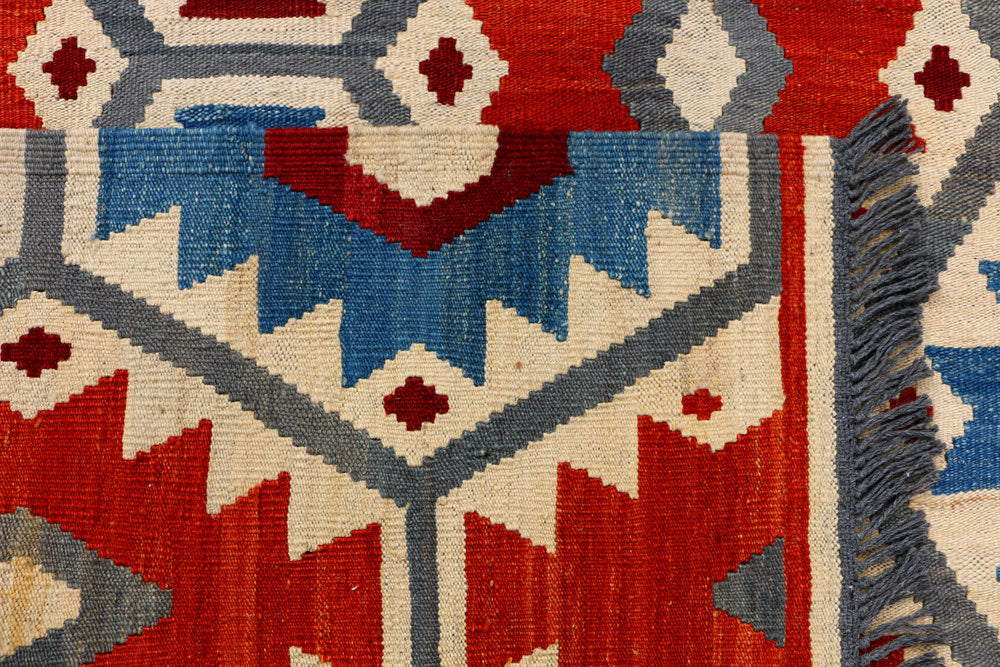 Multi Colored Kilim 5' 5 x 6' 9 - No. 39582 - ALRUG Rug Store