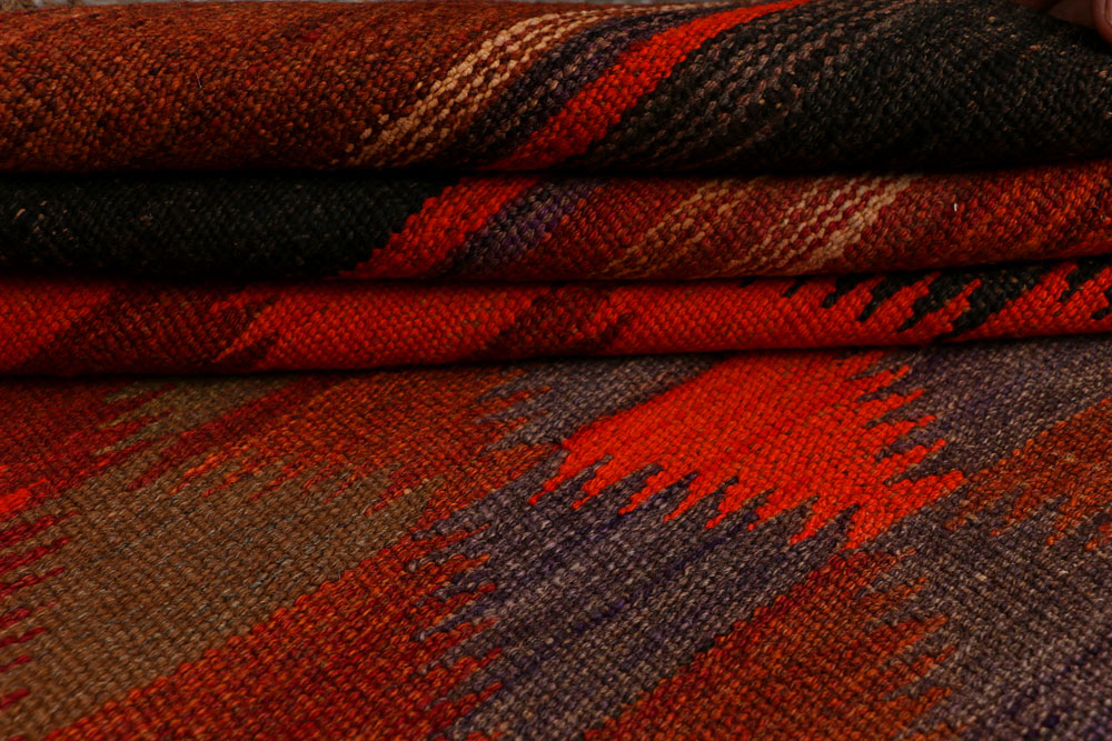 Multi Colored Kilim 3' 11 x 10' 3 - No. 39597 - ALRUG Rug Store