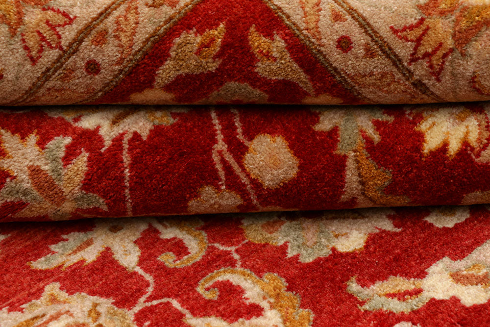 Firebrick Mahal 4' 2 x 6' 1 - No. 39851 - ALRUG Rug Store