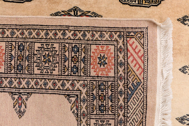 Navajo White Bokhara 4' x 5' 8 - No. 41056 - ALRUG Rug Store