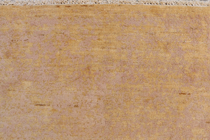 Peach Puff Ikat 5' 6 x 8' - No. 41103 - ALRUG Rug Store