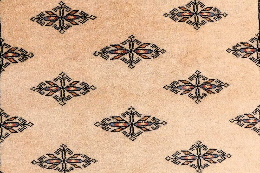 Wheat Butterfly 4' x 6' 2 - No. 41196 - ALRUG Rug Store