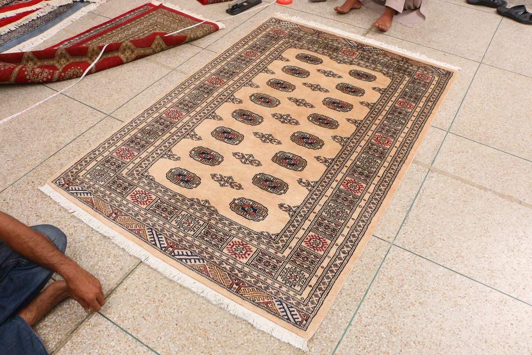 Wheat Bokhara 4' 1 x 6' - No. 41279 - ALRUG Rug Store