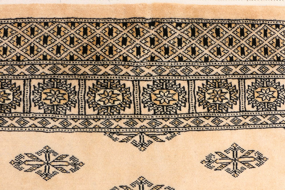 Tan Butterfly 4' 6 x 6' 1 - No. 41324 - ALRUG Rug Store