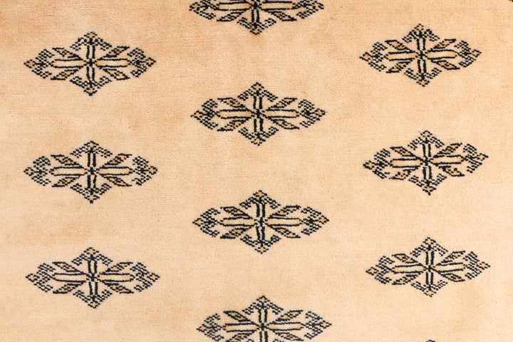 Tan Butterfly 4' 6 x 6' 1 - No. 41324 - ALRUG Rug Store