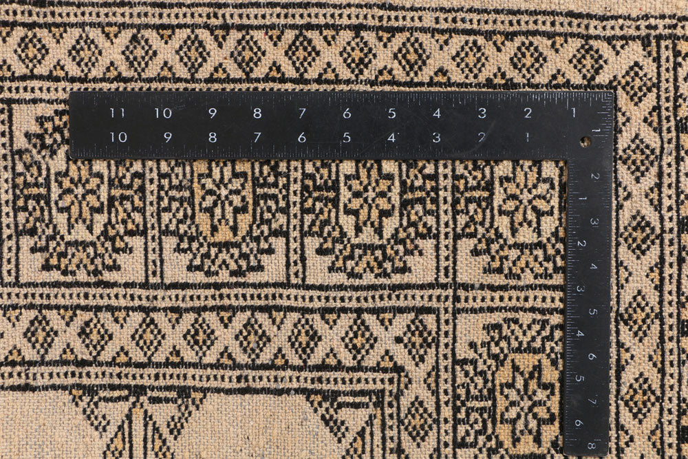 Tan Butterfly 4' 6 x 6' 1 - No. 41324 - ALRUG Rug Store