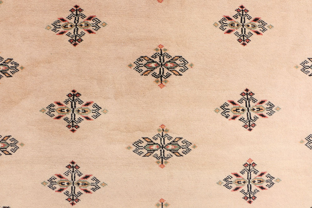 Tan Butterfly 4' 6 x 6' 3 - No. 41368 - ALRUG Rug Store