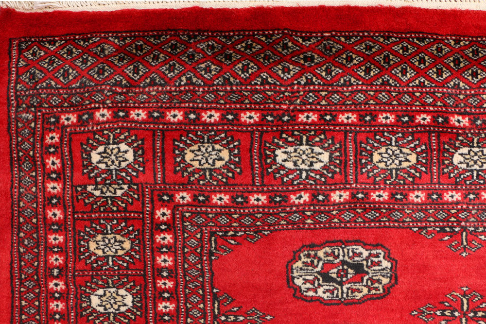 Red Bokhara 4' 6 x 6' 9 - No. 41406 - ALRUG Rug Store