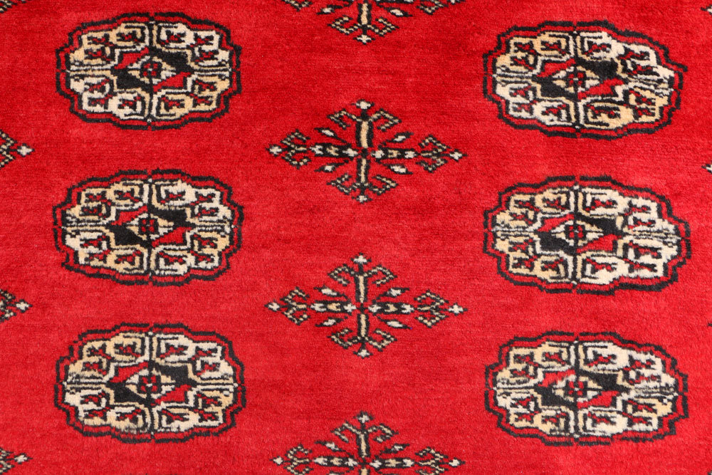 Red Bokhara 4' 6 x 6' 9 - No. 41406 - ALRUG Rug Store
